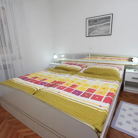 Vendégház And Bella Vista 3*
